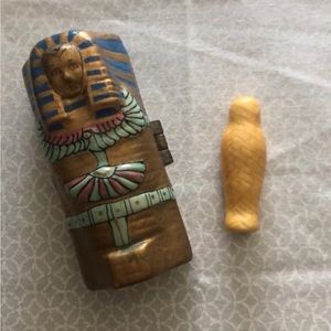Mummy porcelain hinged trinket box